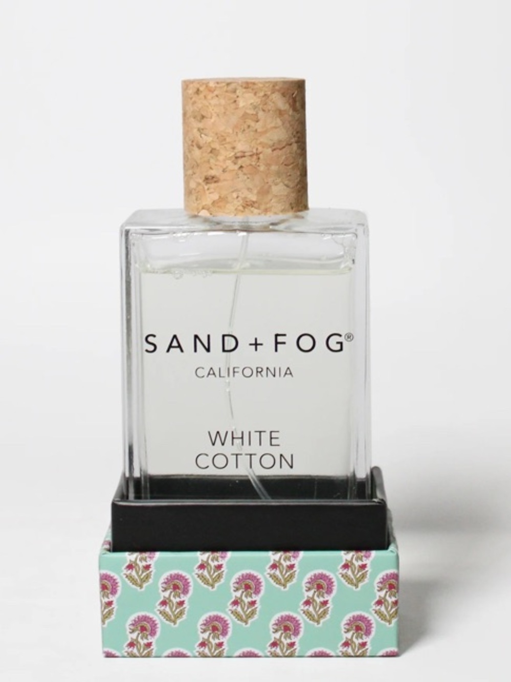 SAND+FOG White Cotton Room / Linen Spray - Picture 2 of 6